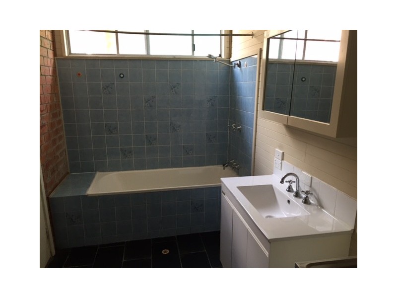 Flat 1/6 School Parade, Doonside NSW 2767
