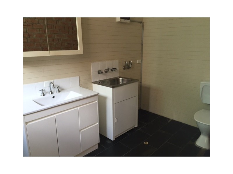 Flat 1/6 School Parade, Doonside NSW 2767