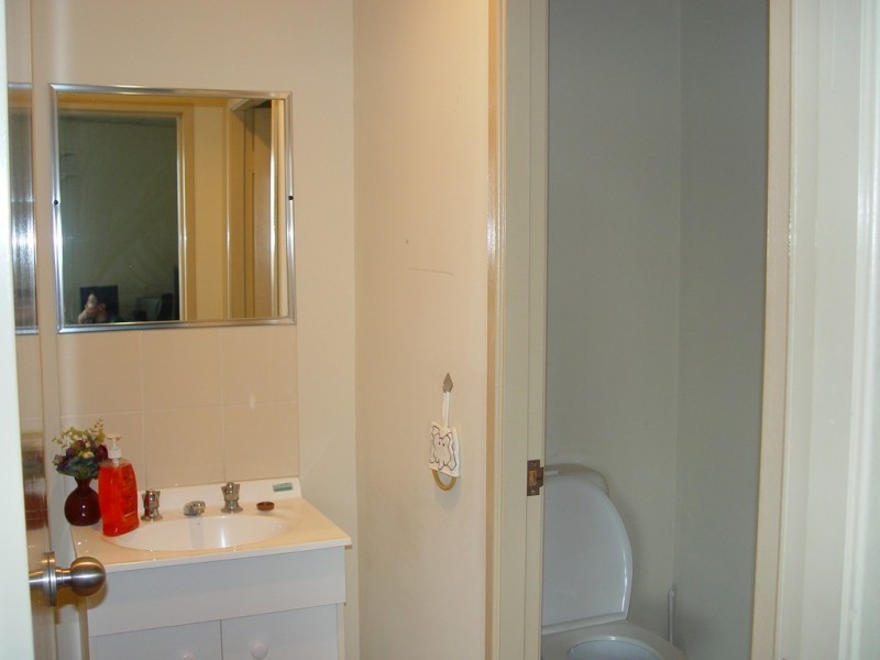 8/4 WHITEHEAD PL, Glendenning NSW 2761