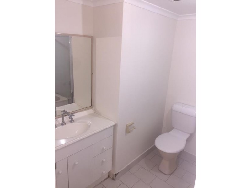 40/5 Griffiths Street, Blacktown NSW 2148