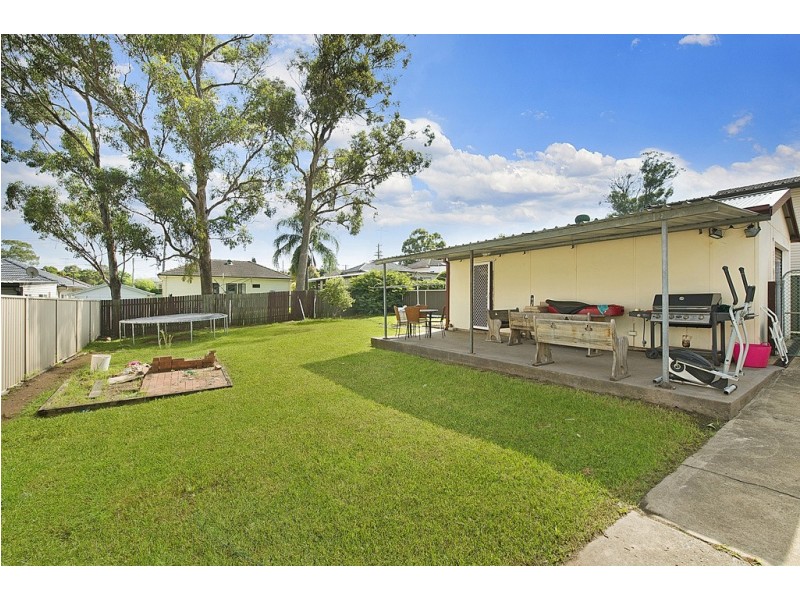 29 Hilltop Avenue, Blacktown NSW 2148