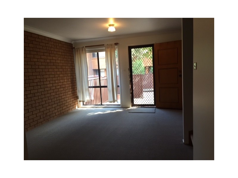 15/4 Highfield Road, Quakers Hill NSW 2763