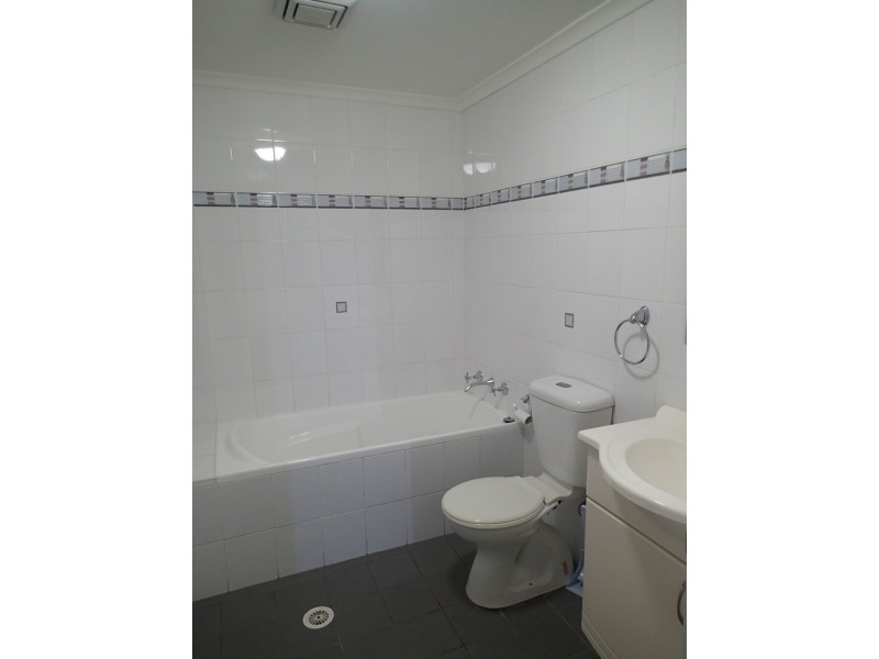 15/24-28 First Avenue, Blacktown NSW 2148