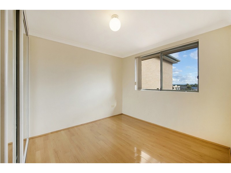 29/11-13 Fourth Avenue, Blacktown NSW 2148