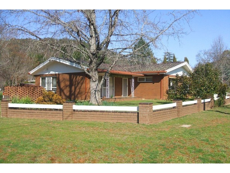 6 Orana Avenue, Bright VIC 3741