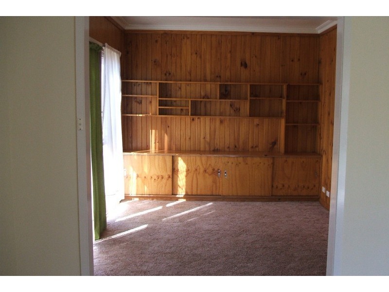 6 Orana Avenue, Bright VIC 3741