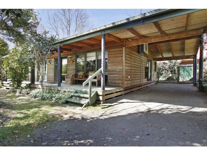 67 Cobden Street, Bright VIC 3741