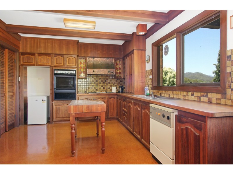 45 Caloutas Lane, Bright VIC 3741