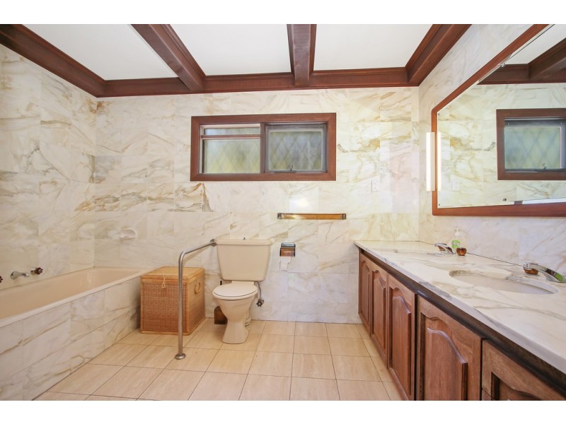 45 Caloutas Lane, Bright VIC 3741