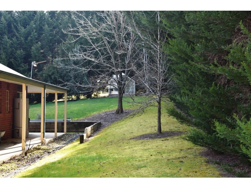 23 Mt. Porepunkah Road, Bright VIC 3741