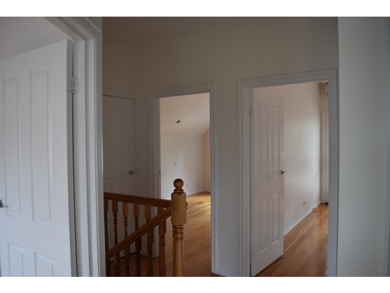 11A Georgian Court, Bright VIC 3741