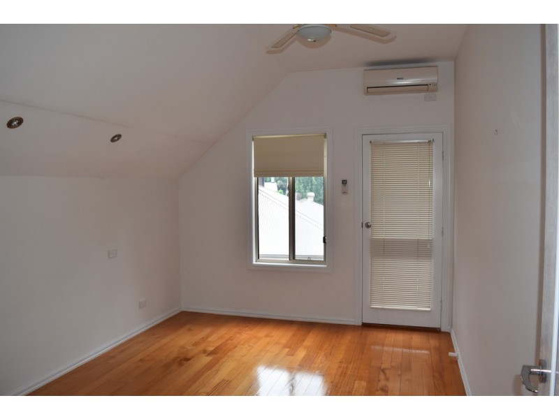 11A Georgian Court, Bright VIC 3741