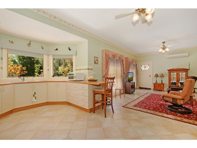 218 Snowy Creek Road, Bright VIC 3741