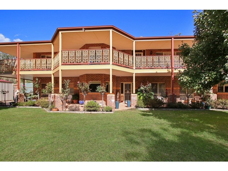 218 Snowy Creek Road, Bright VIC 3741