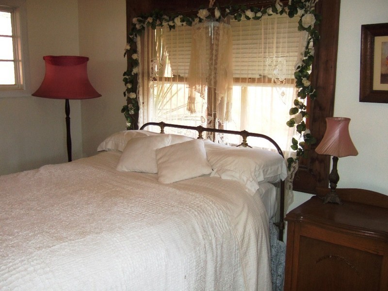 122B Delaney Avenue, Bright VIC 3741