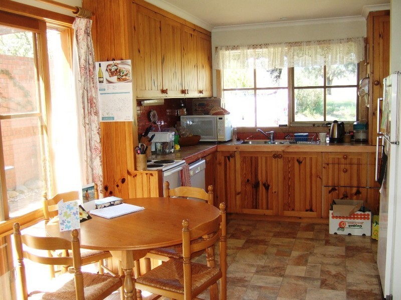 12 Wallace Drive, Buckland Valley, Bright VIC 3741