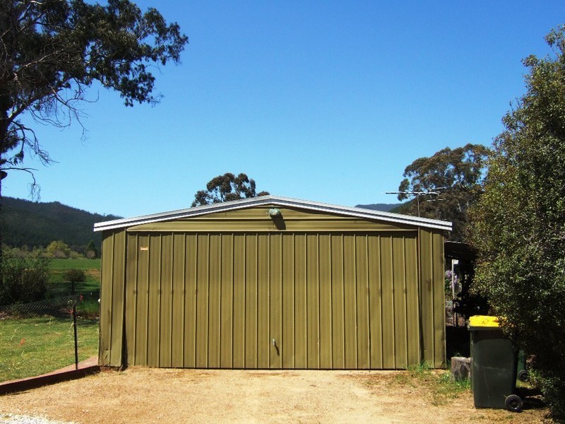 12 Wallace Drive, Buckland Valley, Bright VIC 3741