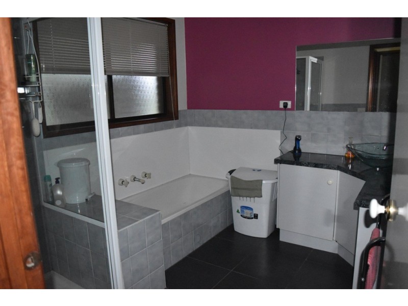 6252 Great Alpine Road, Eurobin VIC 3739