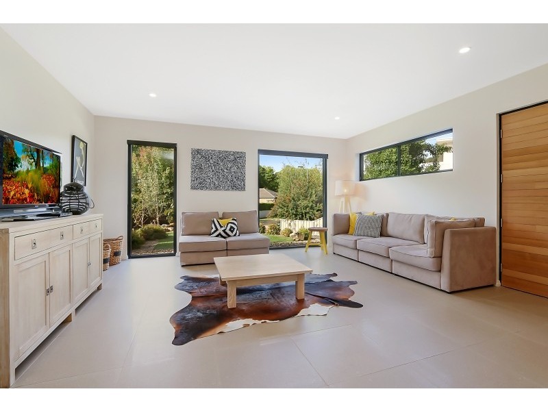 17 Kilfinan Crescent, Bright VIC 3741