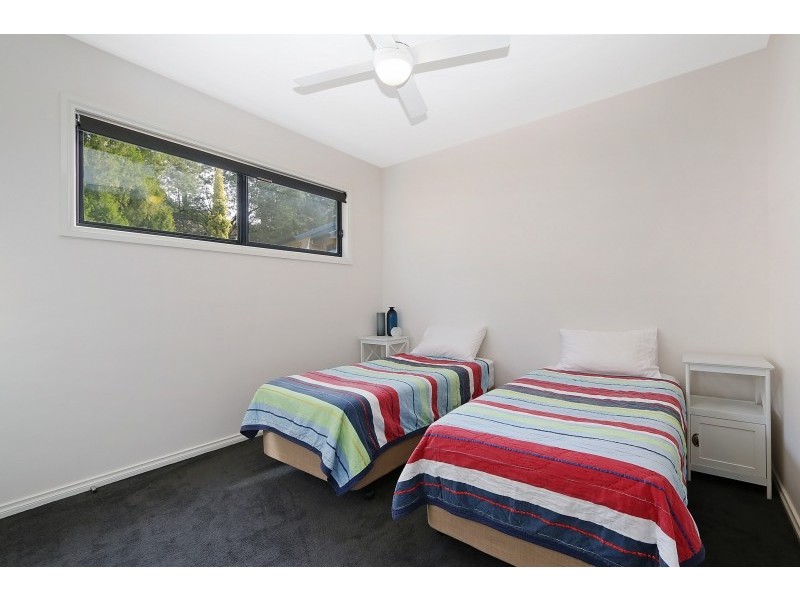 17 Kilfinan Crescent, Bright VIC 3741