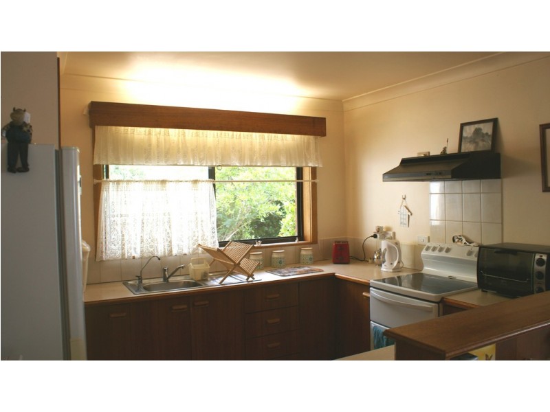 5 Churchill Avenue, Bright VIC 3741