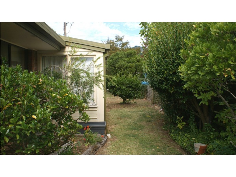 5 Churchill Avenue, Bright VIC 3741