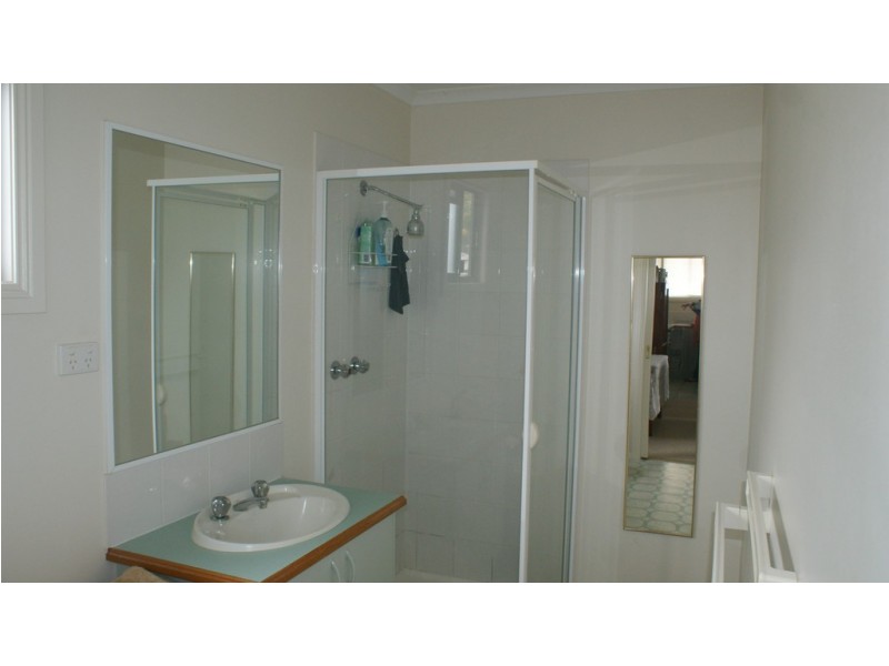 5 Churchill Avenue, Bright VIC 3741