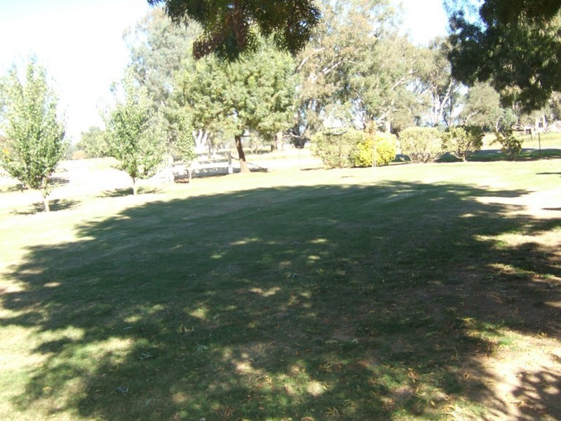 221 Whorouly Rd Whorouly, Whorouly VIC 3735