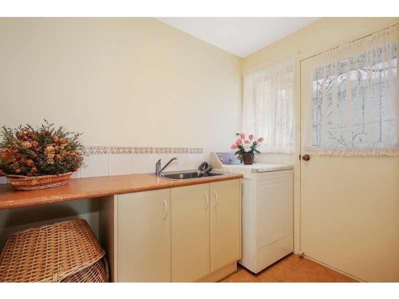 14 Norman Court, Bright VIC 3741