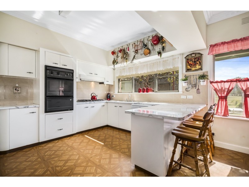 5564 Great Alpine Road, Ovens VIC 3738