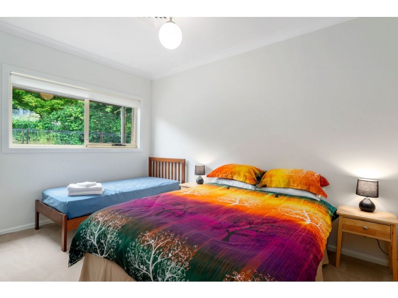 6 Clarkes Road, Wandiligong VIC 3744