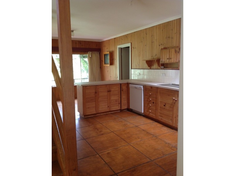 76 Delany Ave, Bright VIC 3741