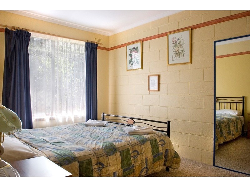 54 Delany Ave, Bright VIC 3741