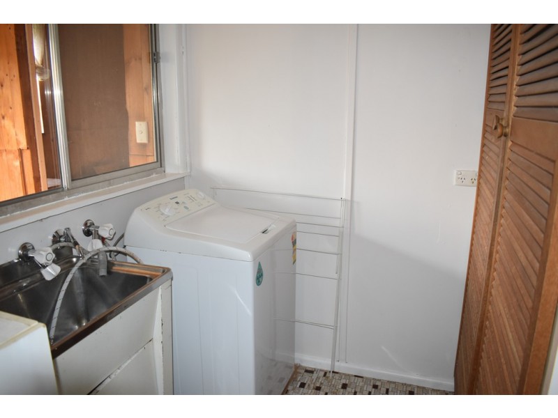 68 Powells Lane, Whorouly South VIC 3735