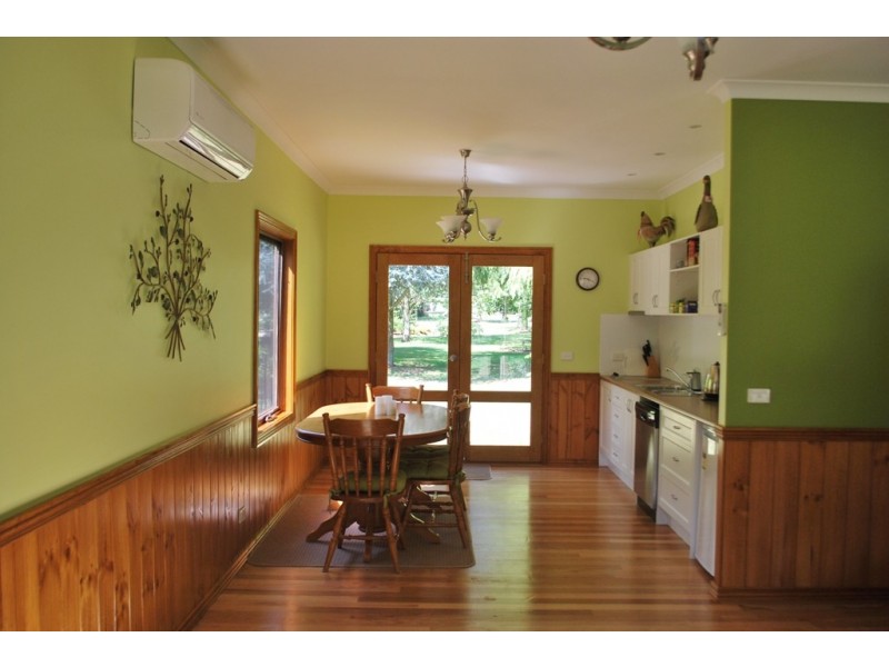 2179 Great Alpine Road, Harrietville VIC 3741