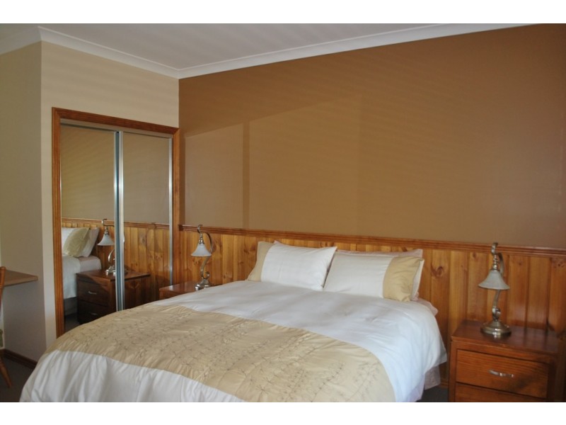 2179 Great Alpine Road, Harrietville VIC 3741