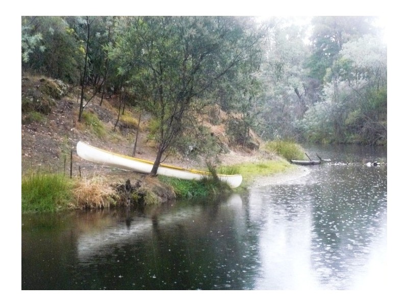 24B Nicholson St, Porepunkah, Bright VIC 3741