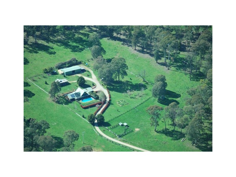 150  Jones Rd, Porepunkah, Bright VIC 3741