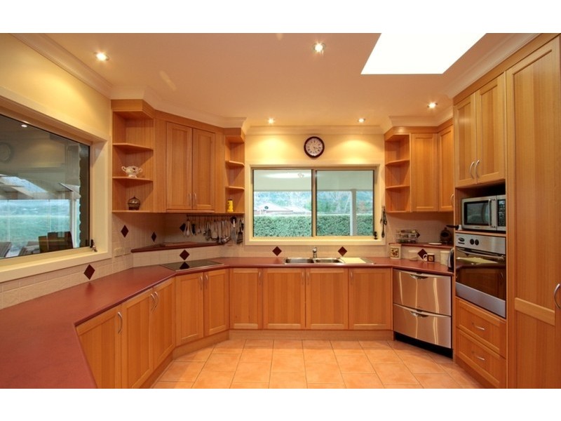 5 Paiano Lane, Bright VIC 3741