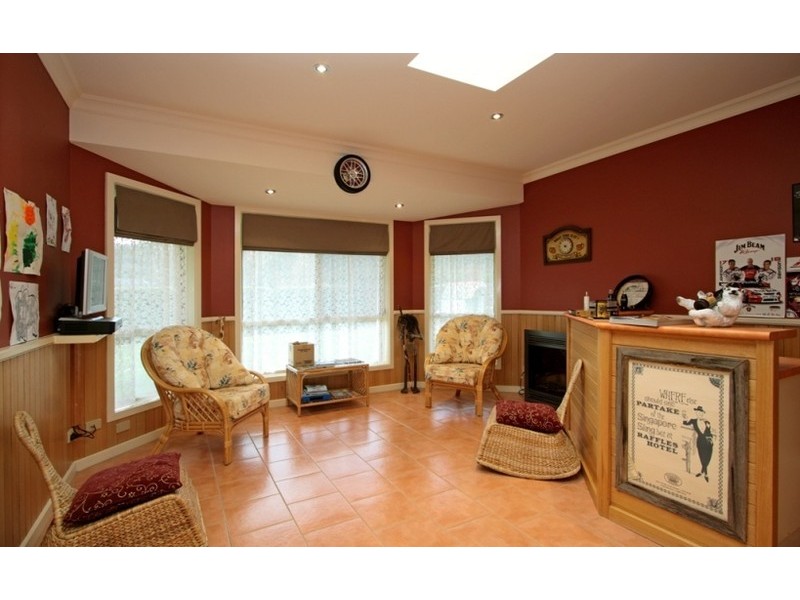 5 Paiano Lane, Bright VIC 3741