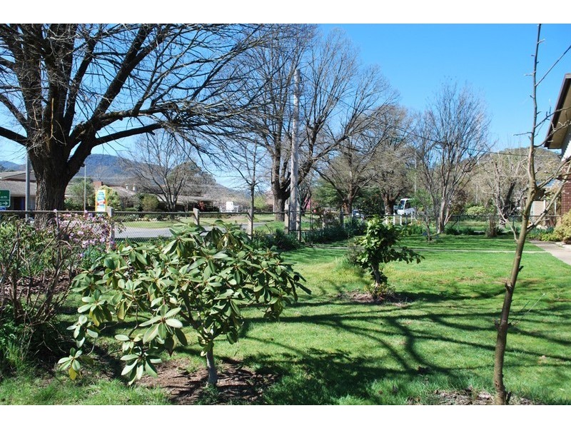 34 Delany Ave, Bright VIC 3741