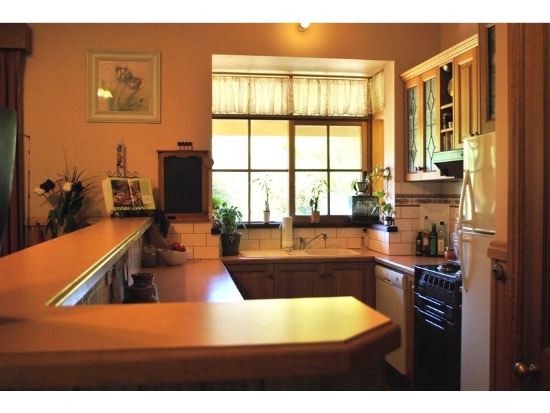 290  Roberts Creek Rd, Porepunkah, Bright VIC 3741