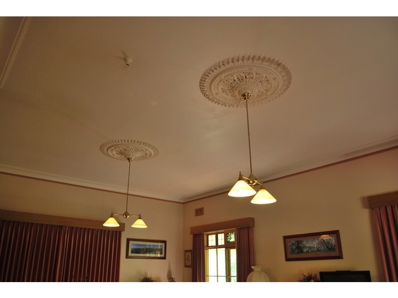 290  Roberts Creek Rd, Porepunkah, Bright VIC 3741