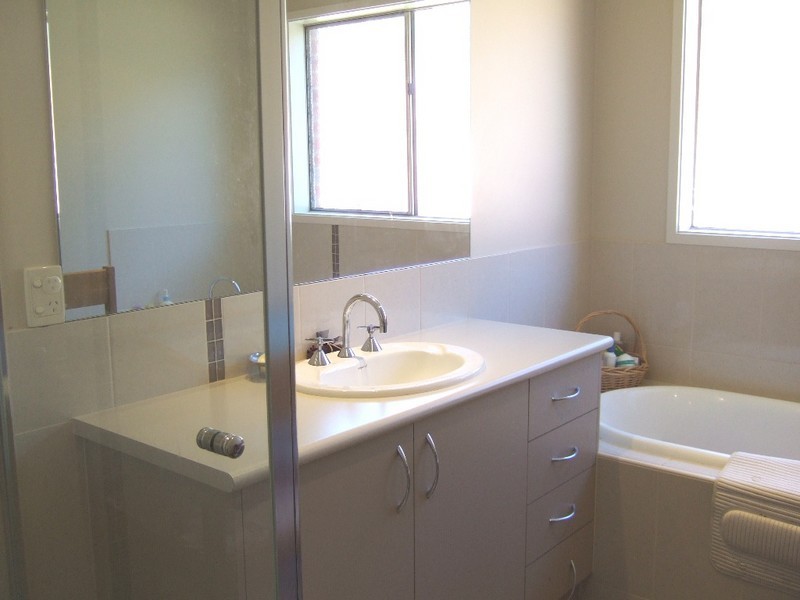 1 Paiano Lane, Bright VIC 3741