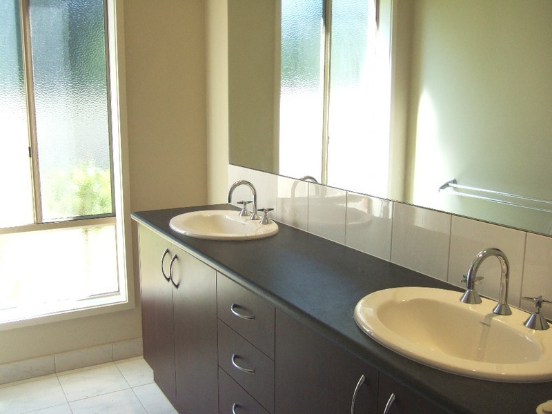 1 Paiano Lane, Bright VIC 3741