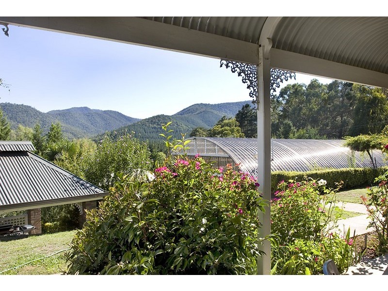 5 Iaria’s Lane, Bright VIC 3741