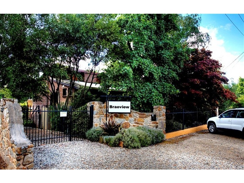 4 Stewarts Rd, Tawonga Sth, Mount Beauty VIC 3699