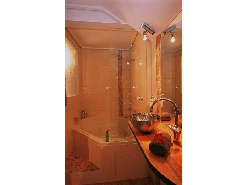 4 Stewarts Rd, Tawonga Sth, Mount Beauty VIC 3699