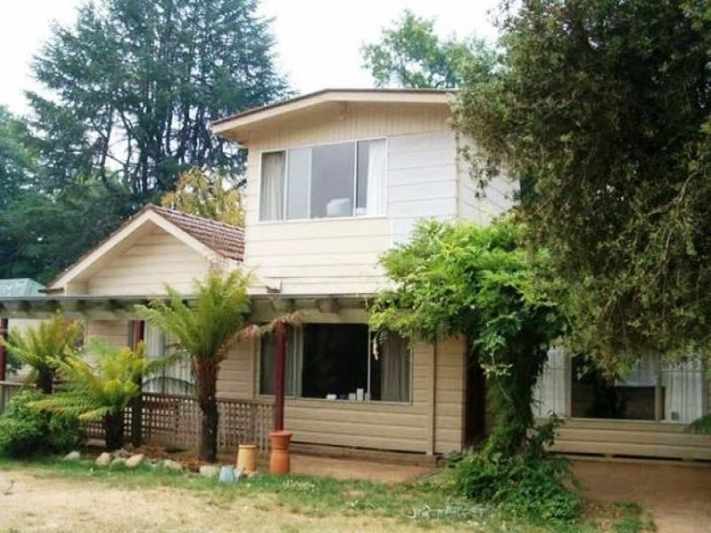 76 Delany Ave, Bright VIC 3741