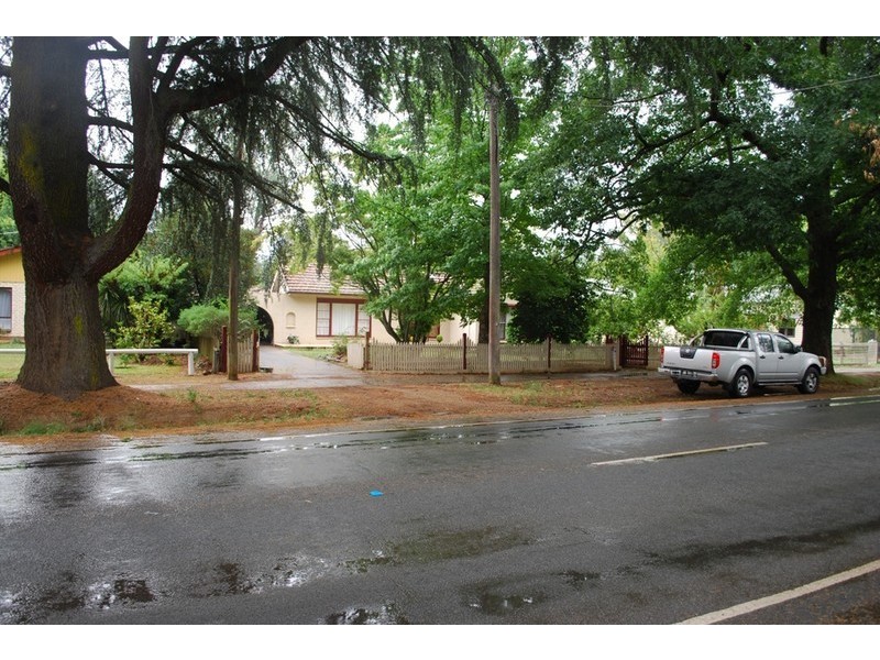 76 Delany Ave, Bright VIC 3741